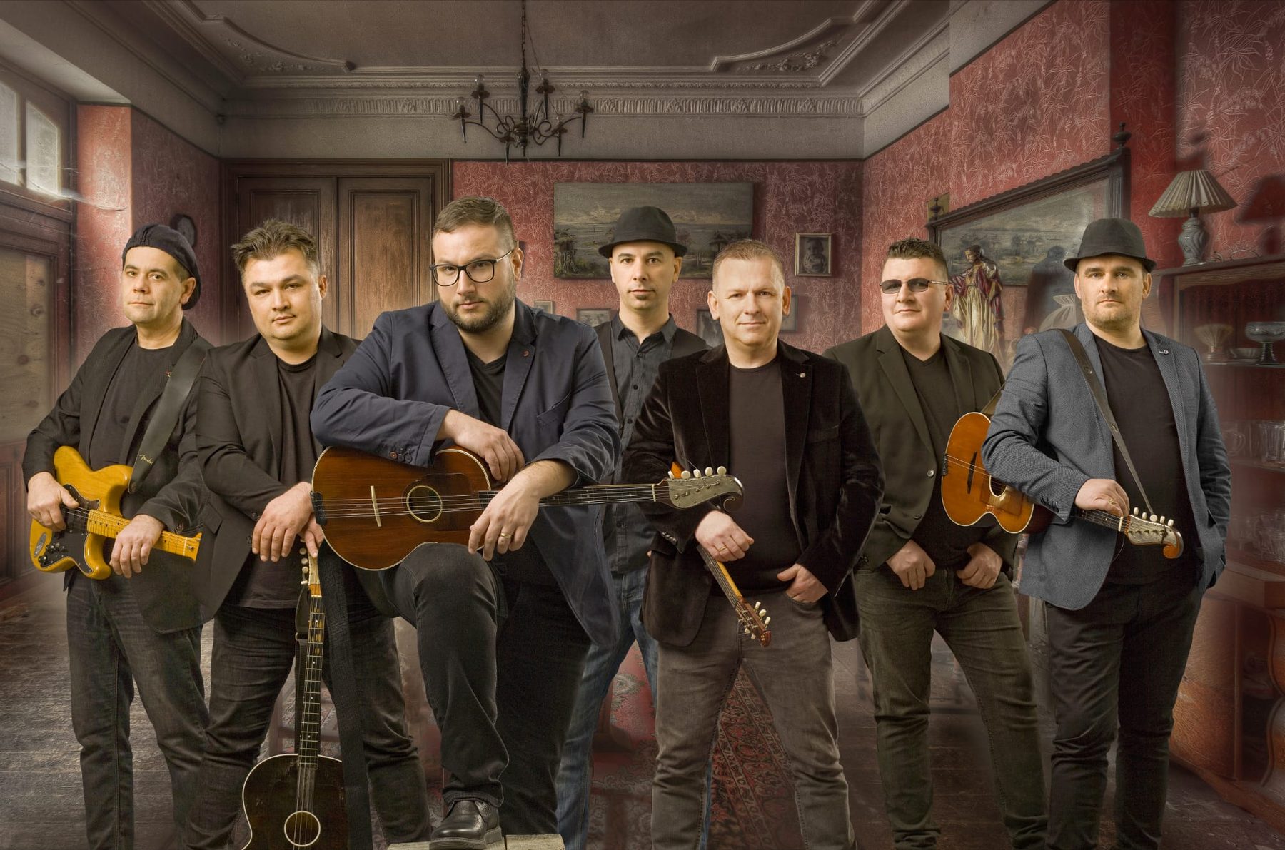 Bosutski Bećari – bend u starinskoj sobi